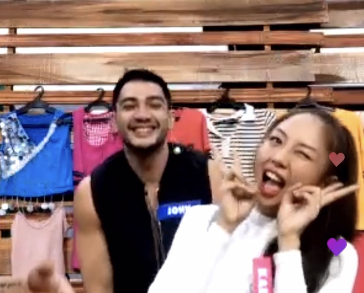 StanKarenBordy's tweet photo. Online live selling with Karen, John and Brenda ๐๐ป
#PBBKuminityWifiTask
#PBBLivestream
#PBBKarenBordador https://t.co/rp55EwxaMh