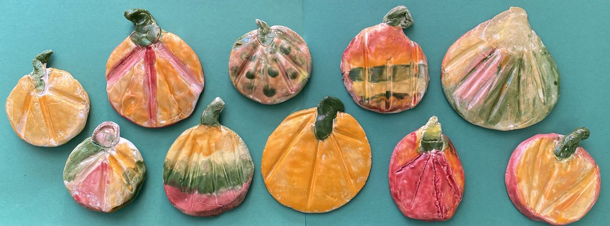 JenRed824's tweet photo. I am in love with these clay pumpkins created by my kiddos. #littleartists #WeAreMadisonBlue https://t.co/Ly5yKAlLCc