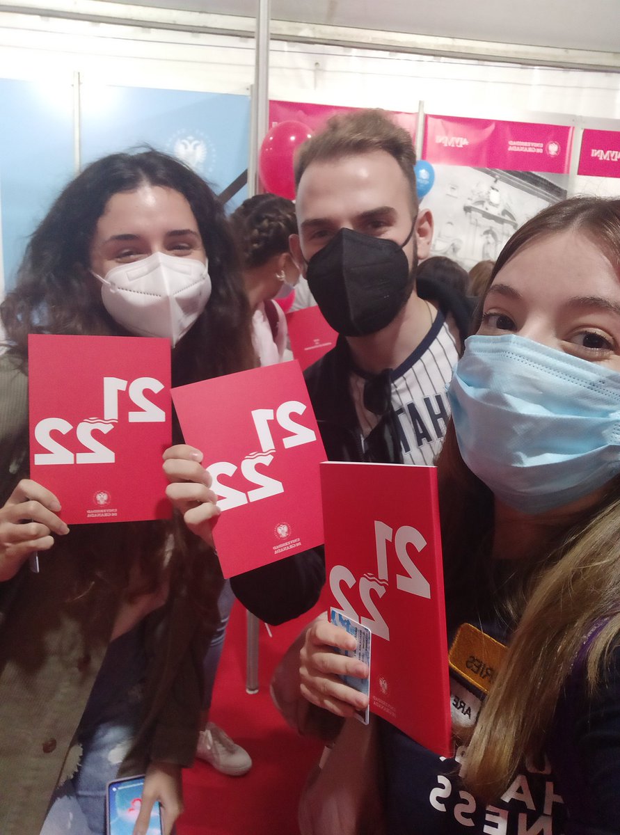 Inma_jv_73's tweet photo. ¿Vamos a por una agenda a las jornadas de recepción?
Pues vamos

En fin, cualquier excusa es buena para darte una vuelta cuando eres universitario

Y más si es con gente tan bonita como @AlexRB_00 y @anaguutz ❣️

#jjrr21 #somosugr #volvemosfuertes https://t.co/PLGpgv4MZX
