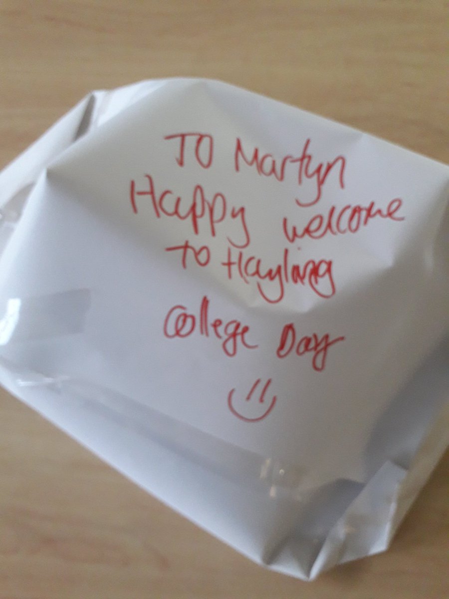 MartynReah's tweet image. Watch out watch out the @HaylingCollege H and S team are about 

Lock up your kettles before they all go .......

#teacher5aday #notice #kettlegate 

Ps still haven't found the blue chair yet .......