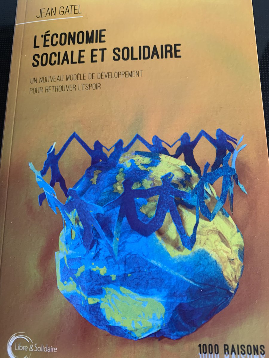 Gateljean1's tweet photo. Mon livre est sur le stand dédié à Niort https://t.co/5LvTeZsNU6
