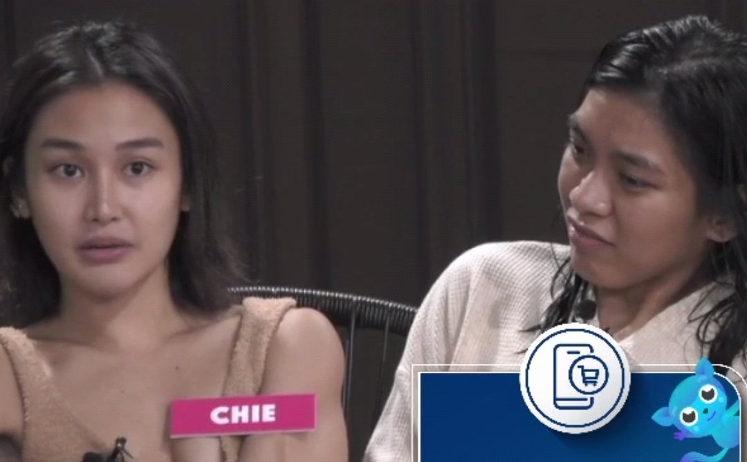 PBBSeasonUpdate's tweet photo. Nagkwento si Chie tungkol sa kaniyang Daddy.
Chie: Nagtrabaho ako para mapabalik si Daddy sa amin.
#PBBKuminityWifiTask https://t.co/VCljcYcrAH