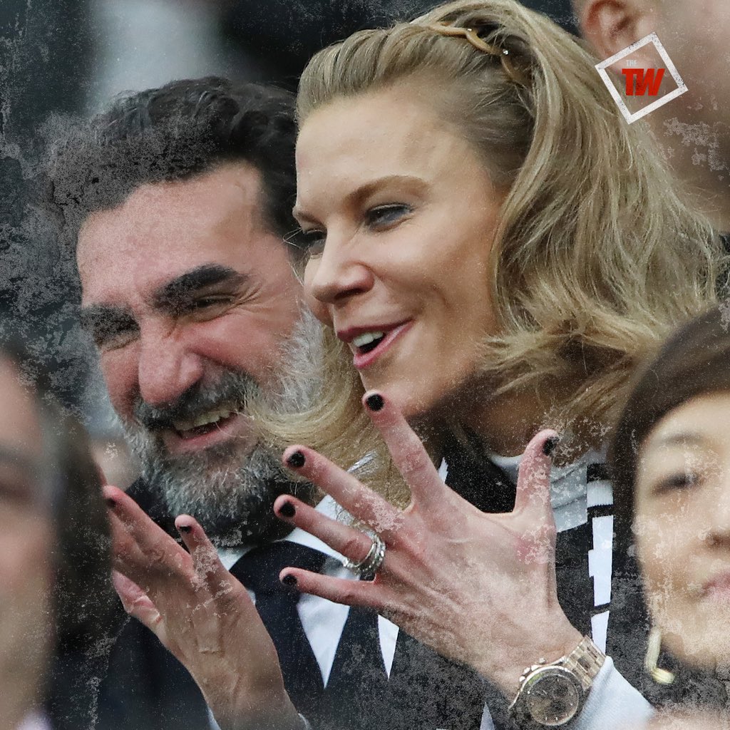 DuncanCastles's tweet photo. • Bruce sacked + paid off in full
• Xavi interested in leading Newcastle's 5-year plan
• Premier League rivals seek to limit Saudi spend
• Solskjaer failing: Glazer + dressing room discontent grows
• Defend #ThePreciousOne
• Hero + Villain
https://t.co/nPylprqMai https://t.co/jw8ts9If6s