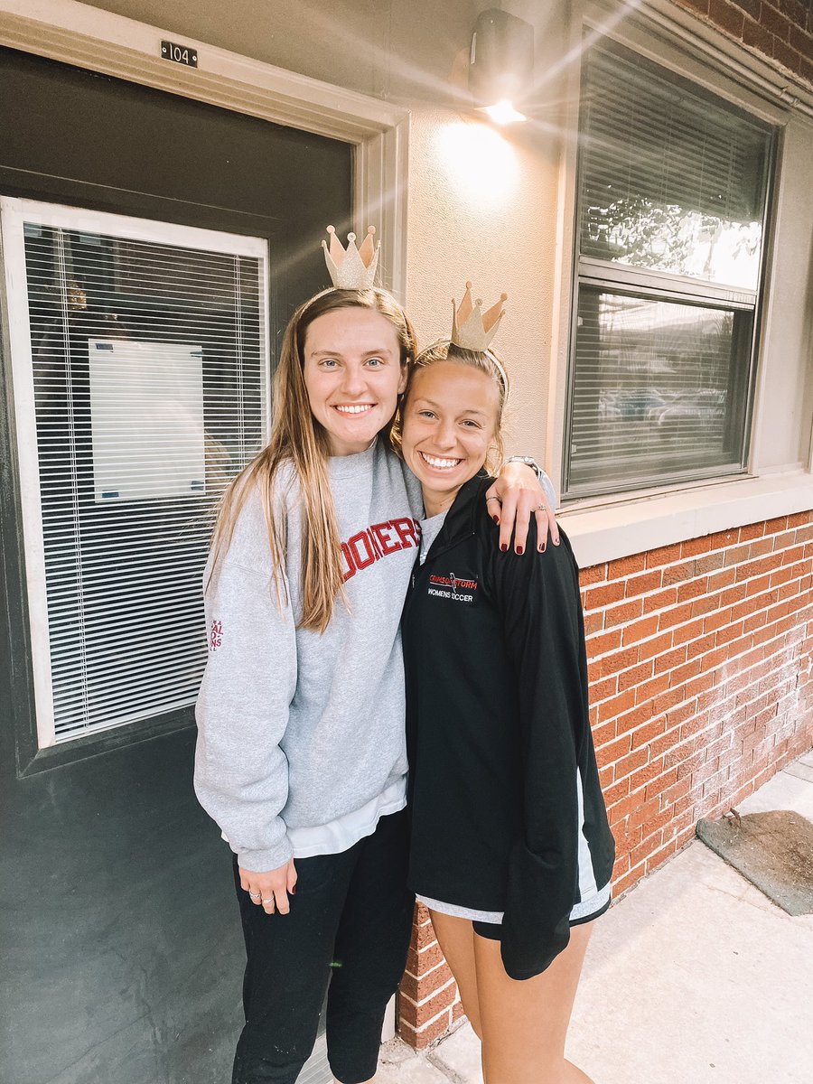 The dynamic duo made homecoming court! Make sure you get out and vote!! Congrats <a href="/_nataliejames_/">Natalie James</a> &amp;  <a href="/taymiddendorf/">Taylor Middendorf</a> 👑❤️