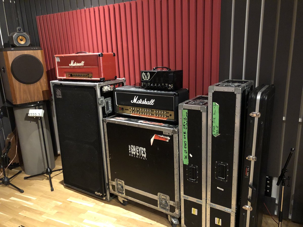 69eyesofficial's tweet photo. Did I mention that we’re in the studio? J69 X https://t.co/S7JXb9MlMW