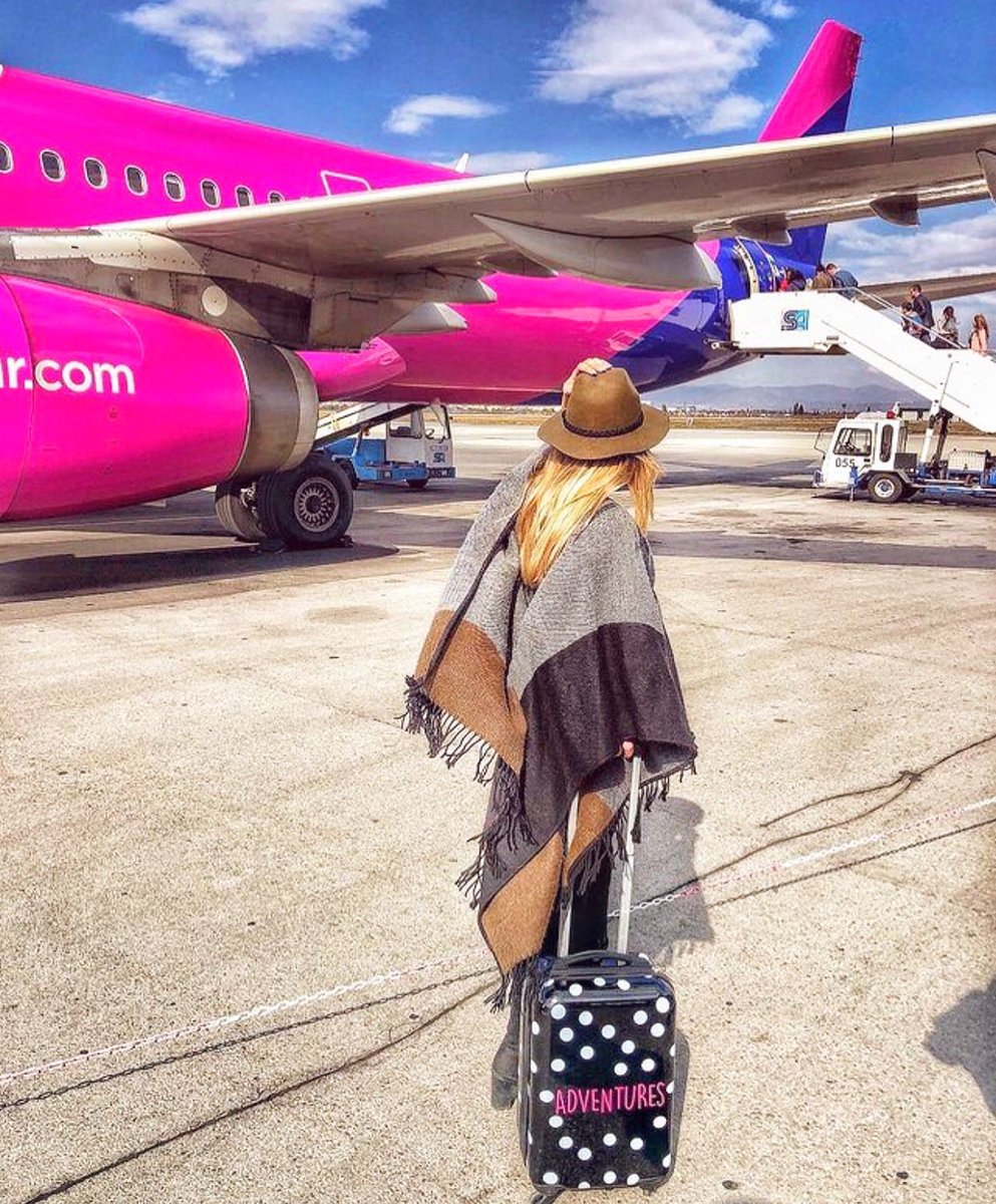 Ponesite malo čarolije kuda god da krenete!

Da možete da otputujete bilo gdje sada, gdje biste otišli? 😍✈️ #travel #adventure