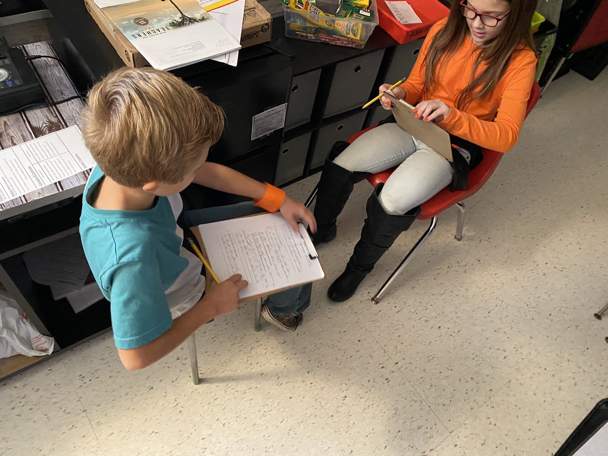 MsYung3's tweet photo. Interviewing each other in preparation for writing biographies about our classmates! @PorterELARcoach @Allison_Alpha1 https://t.co/lkGFhgXs5A