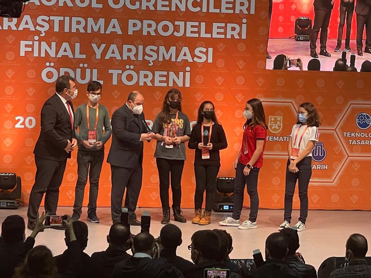 🏆Tebrikler! 👏🏼

TÜBİTAK 2204-B Ortaokul Öğrencileri Araştırma Projeleri Yarışmasında dereceye giren Parkorman,Balıkesir, Afyon,Atakum,Rize Kampüsleri öğrencilerimiz, proje sunumlarını yaparak ödüllerini T.C. Sanayi ve Teknoloji Bakanı Sn. <a href="/varank/">Mustafa Varank</a>’tan aldılar.

#bahçeşehirkoleji