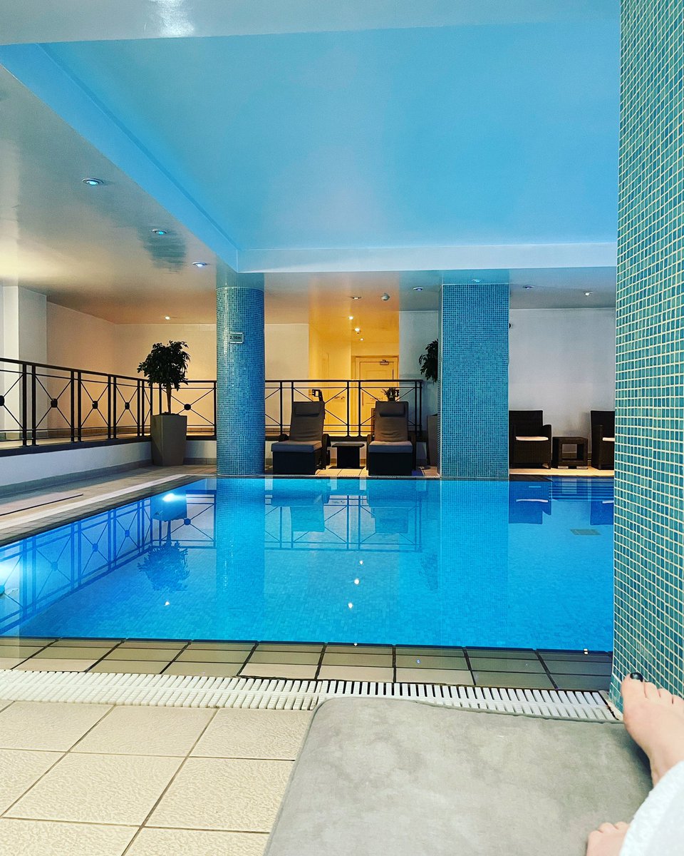 Lazy day.. swimming then reading by the pool #Chillout <a href="/The_Balmoral/">The Balmoral</a> ❤️