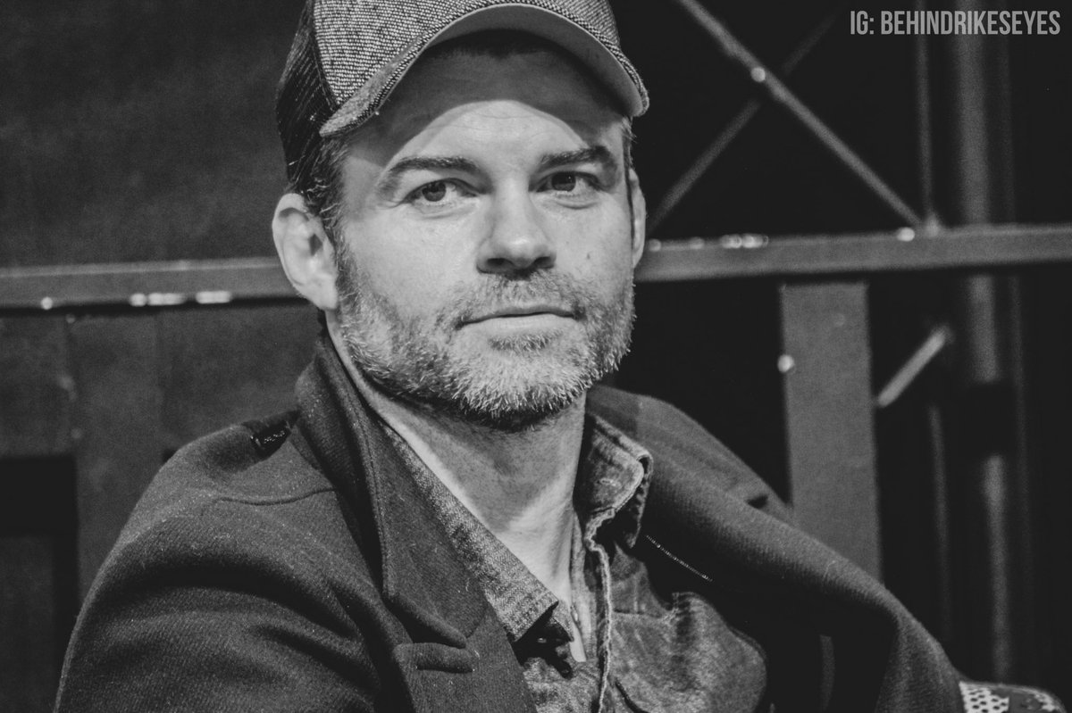 radiaterowley's tweet image. #FNHot Convention Panels #DanielGillies