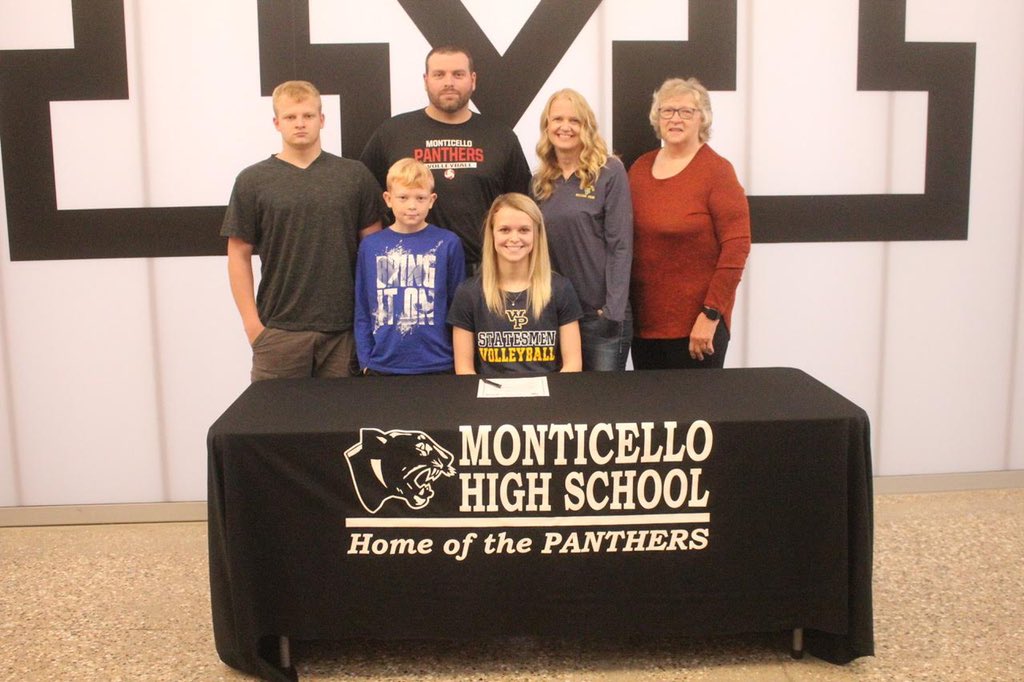 WPU_Volleyball's tweet photo. Starting off our 22’ Commit class with an outside hitter Emma Hyrick! We are so excited for next fall.💛💙🤩 https://t.co/zqyjEM1Mgc