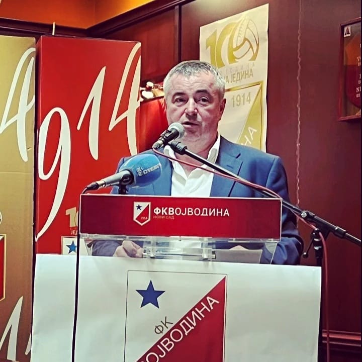POdborSPS's tweet photo. @FKVojvodina Novi Sad ⚽️ 🔴 ⚪️

FK Vojvodina je stabilan superligaš i takav će ostati. Sportski rezultati prvog tima su stvar trenutne forme, sreće, rada, treninga, kohezije ekipe … ali KLUB je nešto drugo, e KLUB je stabilan i ostaće takav ✔️ ❗️

Do pobede 🔴⚪️ https://t.co/MqnqZT1uLZ