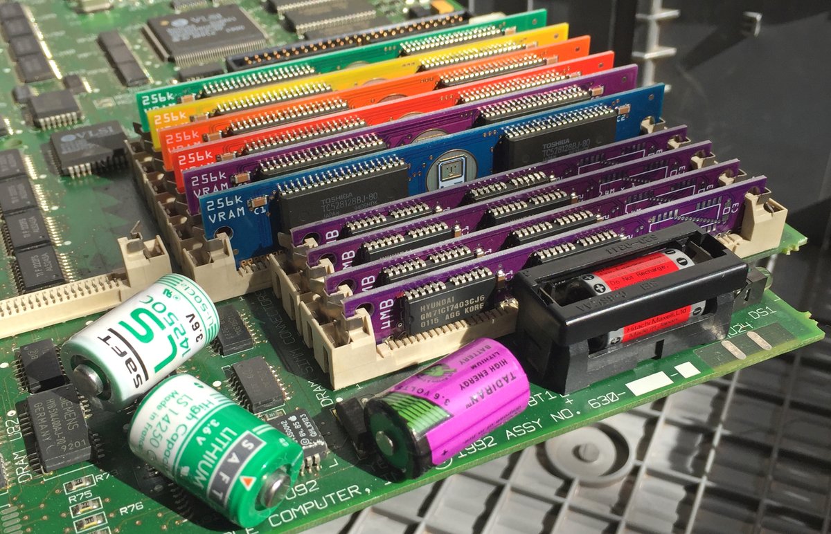 Siliconinsider tweet media