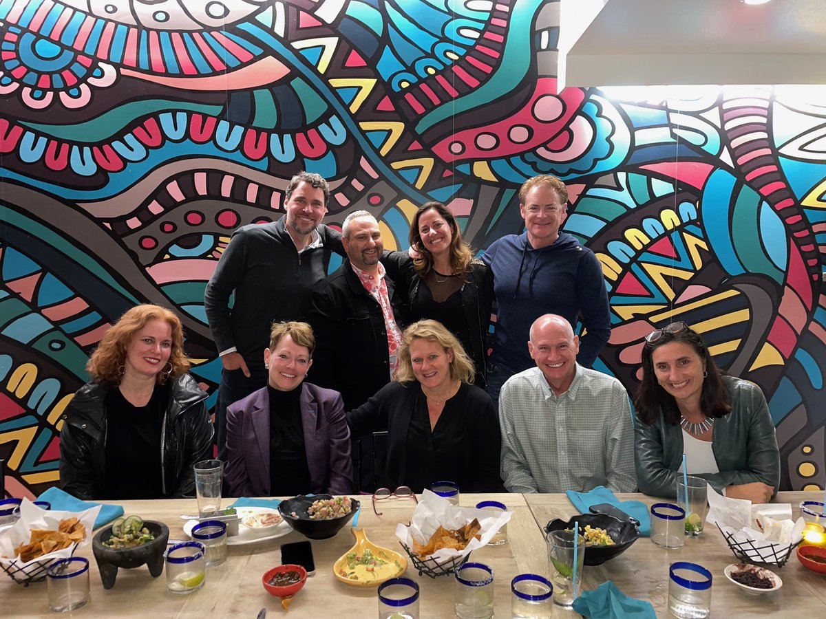 Great dinner with friends old and new! #sb21sandiego <a href="/kevinhagen/">Kevin Hagen</a> <a href="/SandySkees/">SandySkees</a> <a href="/davidfiss/">David Fiss</a> <a href="/kirkmyers/">Kirk Myers</a> <a href="/brennadavis7/">Brenna Davis</a> Jim Hanna Sarah Douglis <a href="/huntstevens/">Susan Hunt Stevens</a>