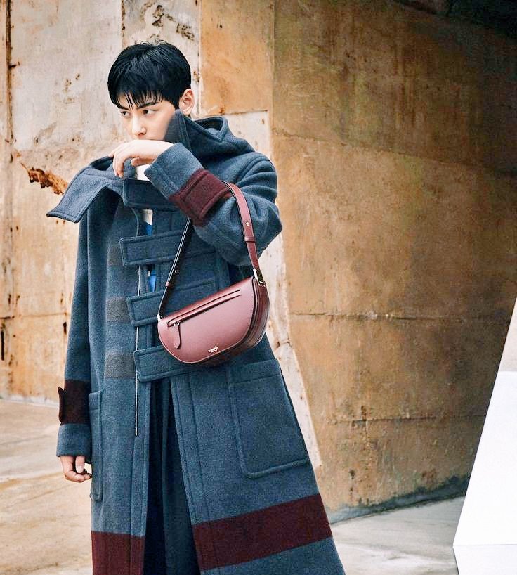 Joven__Amante's tweet photo. 位置 - ɴᴇᴡ ʏᴏʀᴋ, ᴍᴀɴʜᴀᴛᴛᴀɴ
15/10/2021

┊N O U V S┊

— Hoy tuve el agrado de asistir a la inauguración de las nuevas oficinas de Nouvs en NYC. Muy agradecido por haber recibido la invitación a tan exclusivo evento.

{#DiorxRuLan + #NouvsNewYork} https://t.co/XNsIlZlMo1