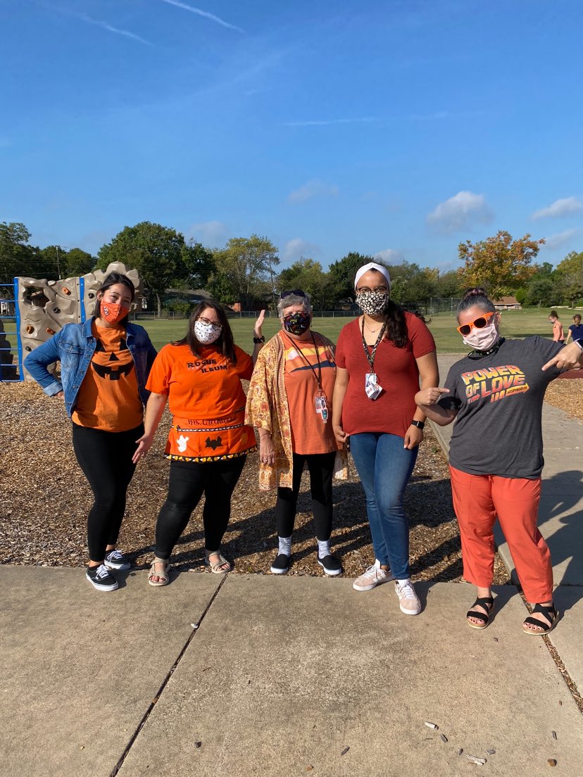 Crazy4Kinder's tweet photo. #onwednesdayswewearpink #UnityDay2021 #AntiBullyingWeek #proud2benre #risdpoweroflove @ruby_monzon @smalldogmom57 https://t.co/0muDBuhZX9
