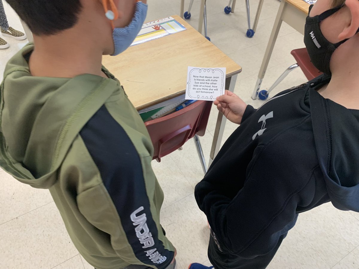AmyWara's tweet photo. Ss broke out their best dance moves while we played Musical Questions today. Is it possible that we had too much fun? Using our oral language skills today to enhance our written reading responses tomorrow. @kcookclass @OrchardParkPS @SCDSBLiteracy @scdsb https://t.co/La1fRfbZKE