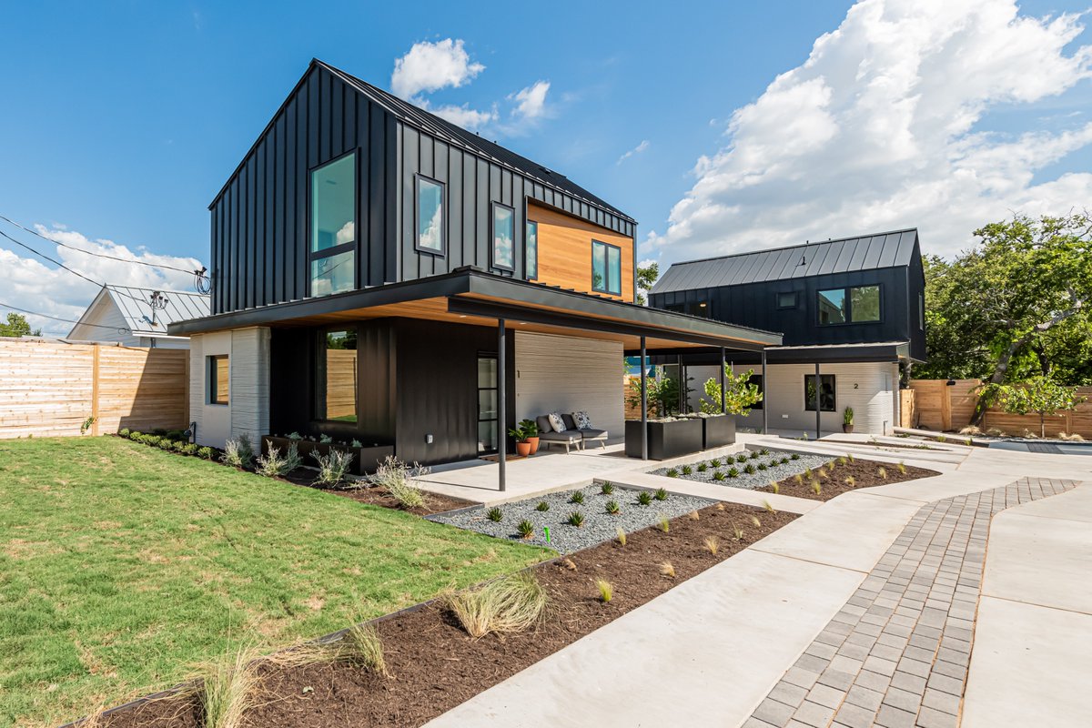 3StrandsDev's tweet photo. Last week, the final home in the East 17th Street Residences officially sold. To our knowledge, no one has ever done this with 3D-printed technology in the United States. https://t.co/UMIYaixinP