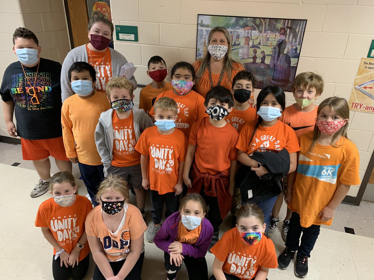 D123Sward's tweet photo. Celebrating Unity Day at Sward School because our Eagles know it's cool to be kind! #kindnessiscool  #UnityDay2021 @MrsKramerD123 #d123 #swd123 https://t.co/stca16k8rz