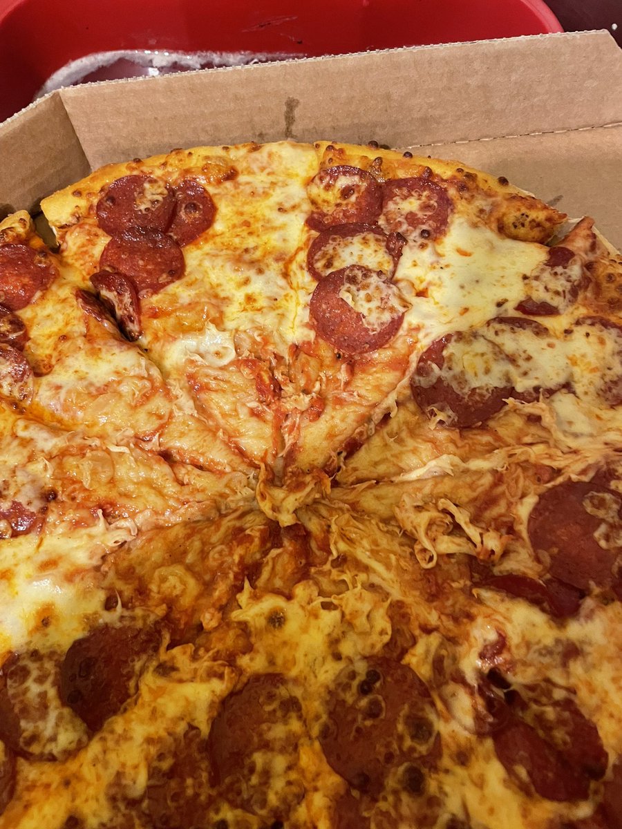 buddyorourke's tweet photo. @Dominos_UK No because I can’t get an answer also this- https://t.co/FbIGK3Jfp3