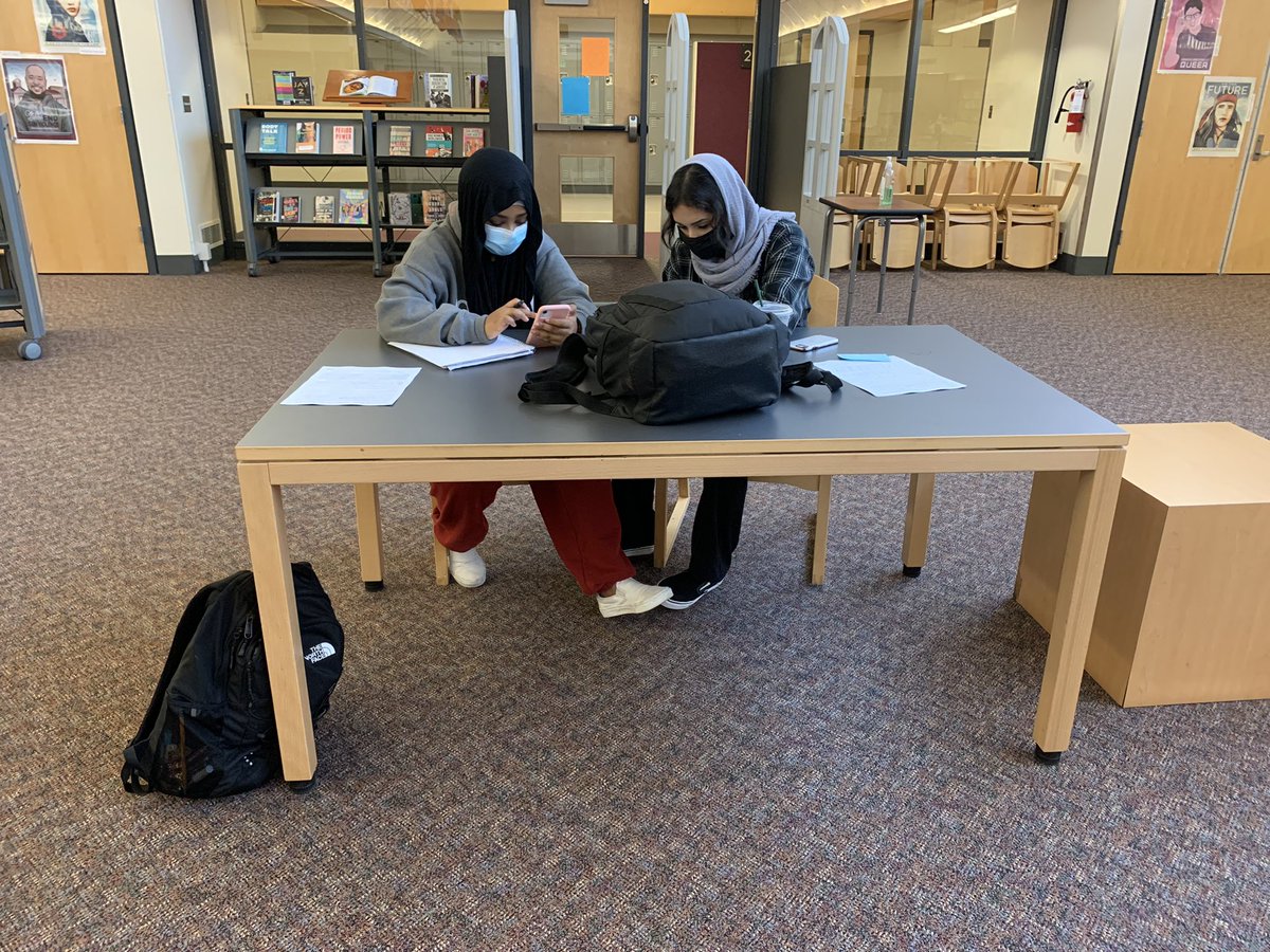SealthLibrary tweet picture