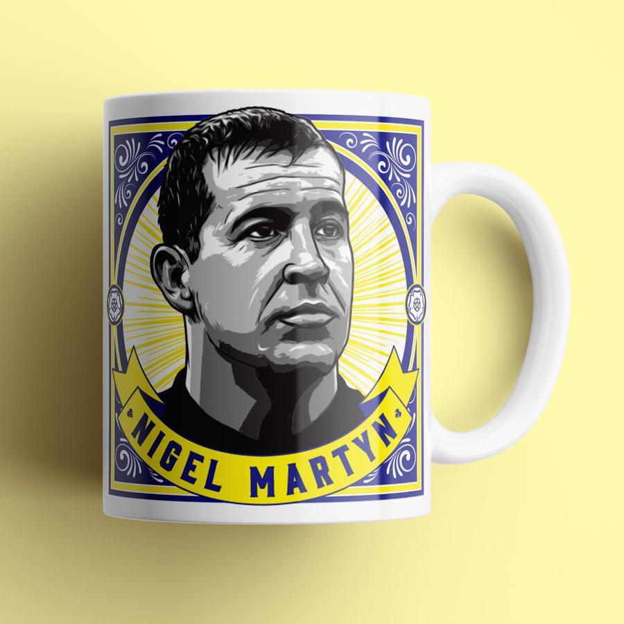 theterracestore's tweet photo. Our NEW Leeds legends range has arrived. Featuring over 40... yes 40, players across the years illustrated by @grady_draws.

Head to https://t.co/Y2KIHhRyJP and share a brew with your hero!

Retweet for a chance to win a free legend mug at random #lufc https://t.co/AubBFGqd3F