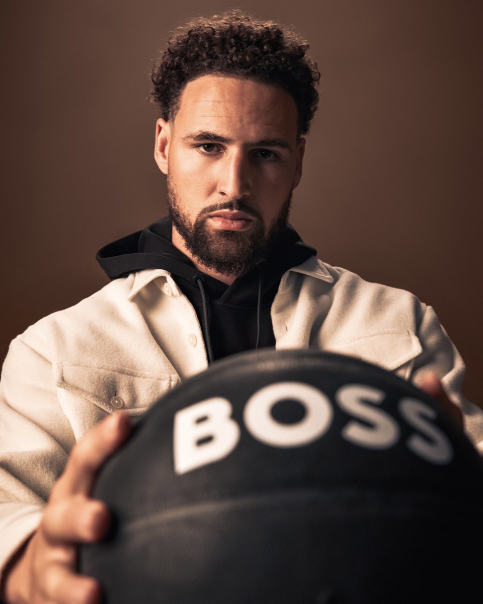 wassbasketball's tweet photo. Like a BOSS.
Ahead of his return to the court, @KlayThompson partnered with @HUGOBOSS as part of the new #BOSSxNBA capsule collection!
📸: @HUGOBOSS https://t.co/sxk84ftYMu