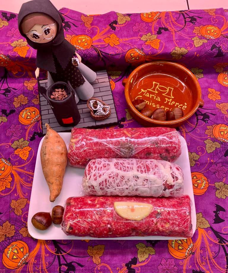 mariamercecarns's tweet photo. Preparats per la CASTANYADA🌰🥰 si voleu el vostre rostit “diferent” podeu fer el vostre encàrreg a ☎️933195568 o 📲619180731 https://t.co/nxMY1OpcsL