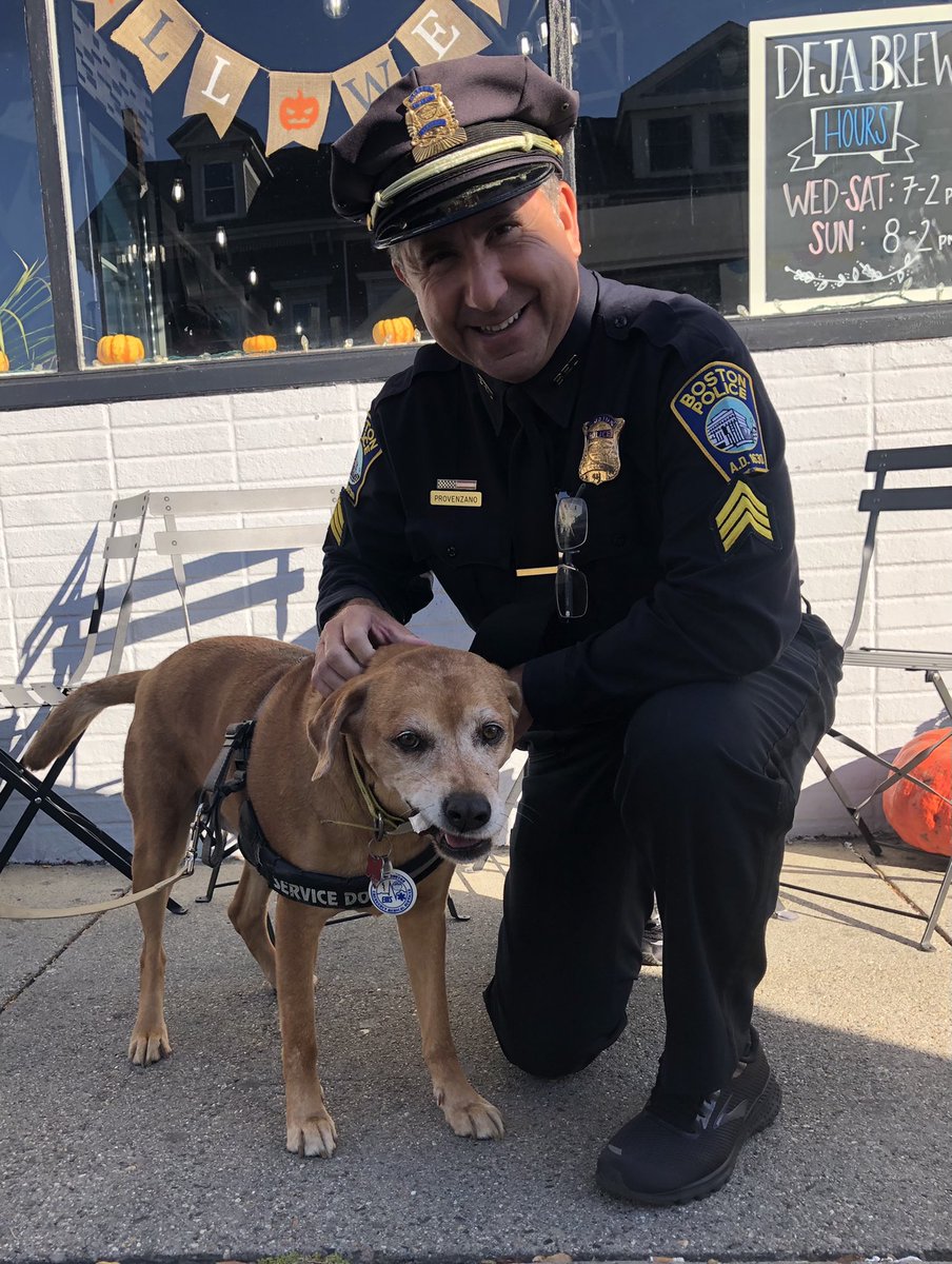 BCEengagement's tweet photo. TY to Deja Brew for hosting ☕️#coffeewithacop this morning! #copsandconversation @boston_pal @bostonpolice @SouthBostonONS #BPDicecapades #pupsandpolice #districtC6 @EdforBoston @david_biele https://t.co/G2n2mxlt94