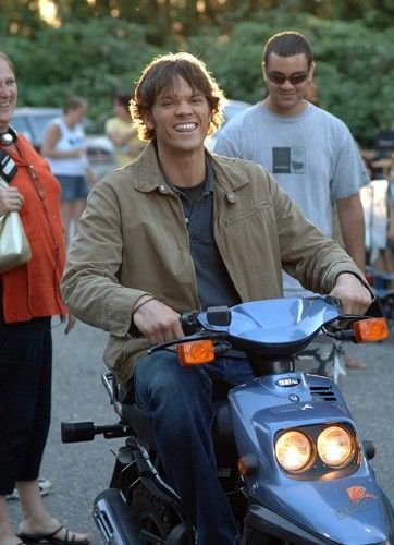 safeforjared's tweet photo. he's just a baby https://t.co/zonsZDksfR