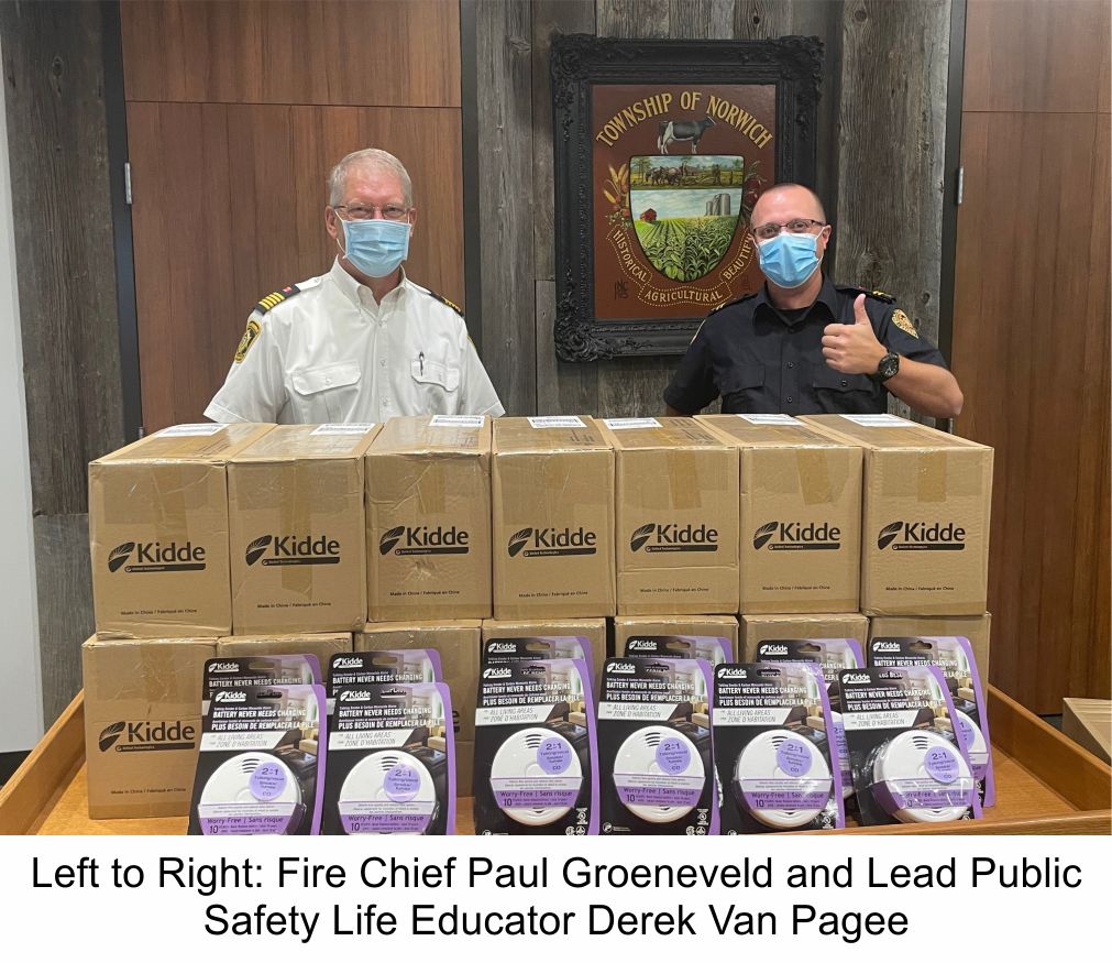 FMPFSC's tweet image. Safe Community Project Zero with @enbridgegas  provided 144 combo Smoke/CO alarms to @norwichfireservice 
#ENBfuelingfutures @ONFireMarshal