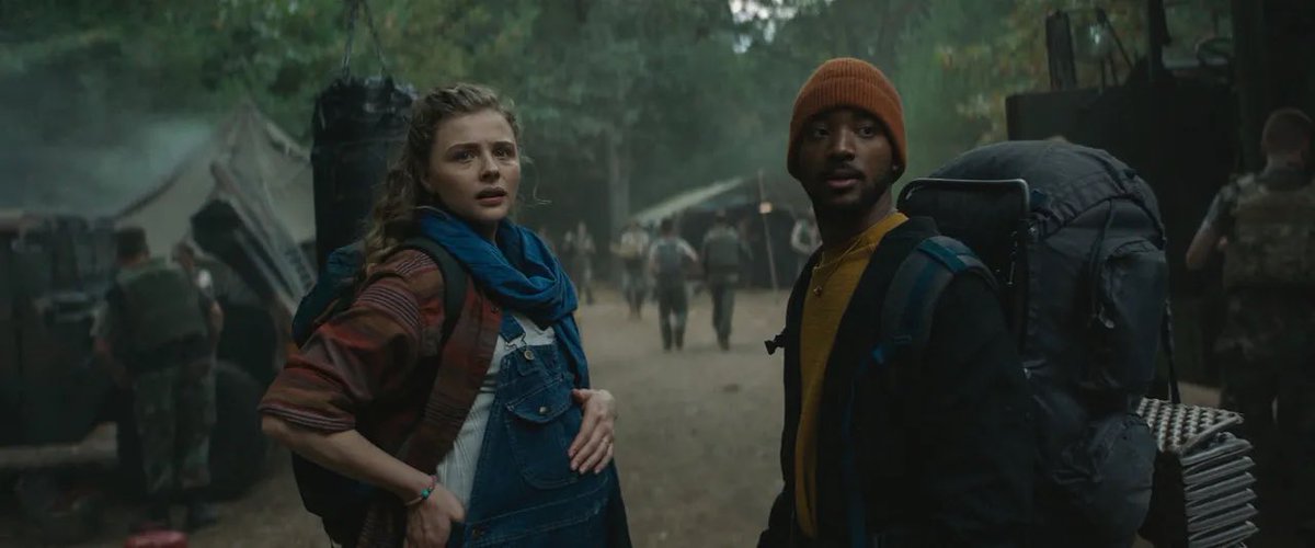 DiscussingFilm's tweet photo. First look at Chloë Grace Moretz and Algee Smith in Mattson Tomlin’s sci-fi epic about a robot uprising ‘MOTHER/ANDROID’.

The film releases on December 17 on Hulu.

(Source: https://t.co/CMj610H3b5) https://t.co/7KON23tRup