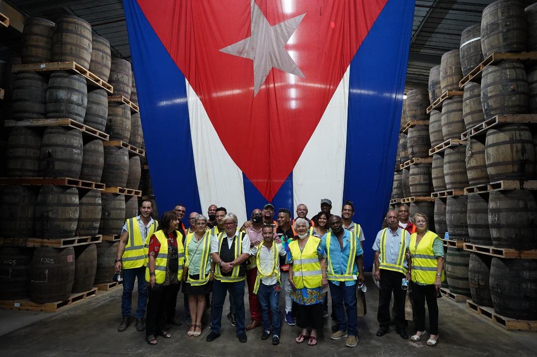 AmanteRonCubano's tweet photo. En Ronera San José, artistas cubanos celebraron con Havana Club, el Día de la Cultura Nacional. https://t.co/8gUSq2IKEo