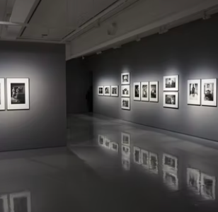 RecommendMeApp's tweet photo. 🎫 Zari Gallery Visit
Thursday | @SPCAorg | FREE

Join us for a visit to the Zari Gallery (73 Newman Street) for an exhibition featuring British and International Black Artists.

👉 Details: https://t.co/LkbaJCxyVS https://t.co/YnAyilxPNo
