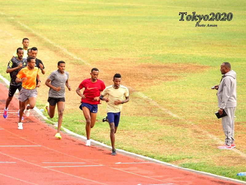 angasurunning's tweet photo. Coach Hussein Shibo 2021 Success
-Agaz Selemon Barega 10000m 🥇 #Tokyo2020
-Senbere Teferi 5km WR 14:29
#Adizero
-Berihu Aregawe 💎 5000m 12:58
#WDLFinal at zurich
-Tadese Worku (U20) Nairobi
🥇3000m & 5000m🥈
#WorldAthleticsAwards 2021
#CoachHussein #Ethiopia https://t.co/0nSHWC6EEU
