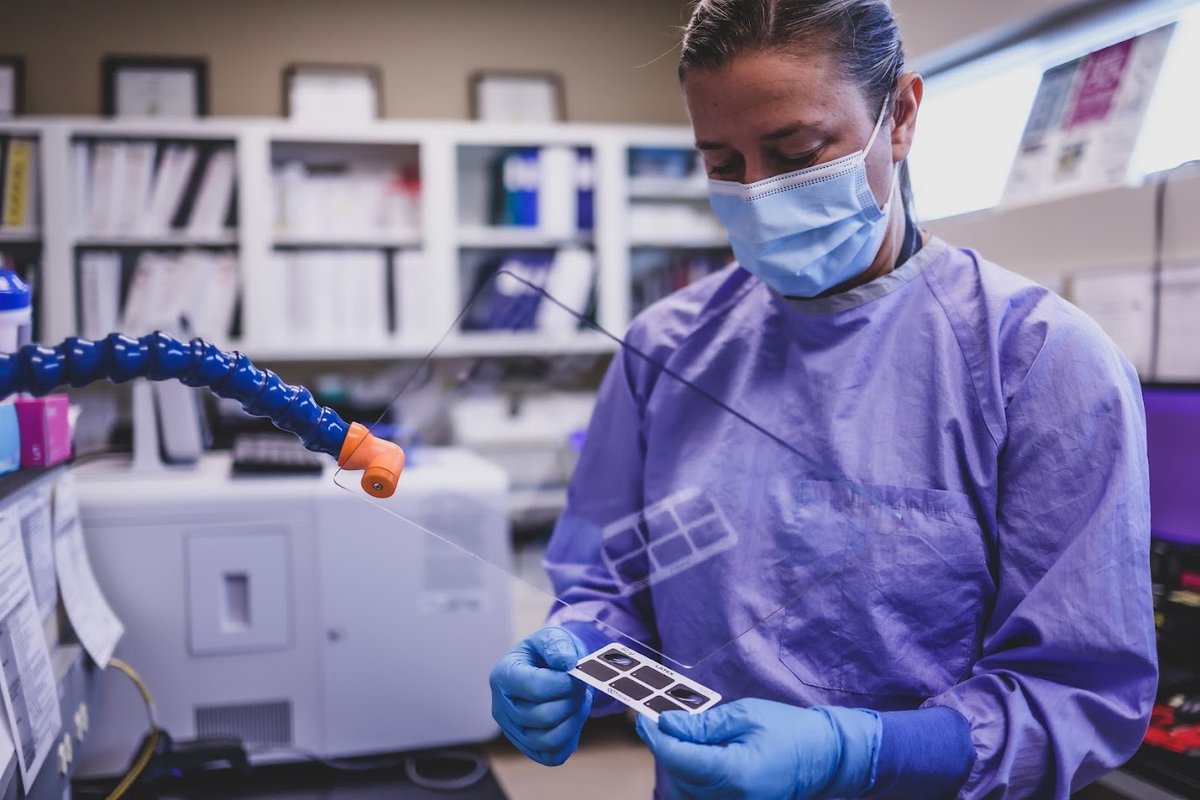 AHS_media's tweet photo. “Being a CLXT is very rewarding,” says Dani Selk, a Combined Laboratory and X-Ray Technologist in Okotoks and Black Diamond. “We help patients from the minute they walk through our doors.” #CLXTWeek #clxt https://t.co/7ye0EAfquy