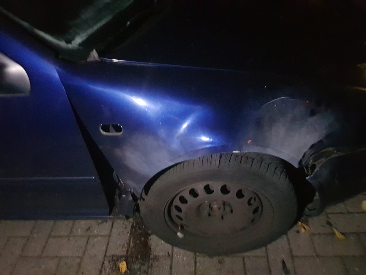 spijker31's tweet photo. @Ambachtveilig @POL_DBU @Politie_Rdam @gemeentehia @DeVolgerlanden @Handhavinghia https://t.co/uGzkWu9zwJ