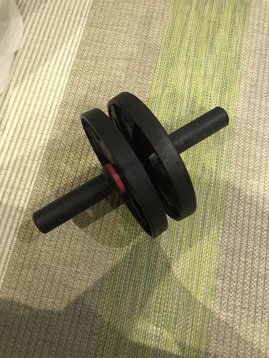 SmaineDev's tweet photo. J’ai reçu mon instrument de torture 👌
#PackDe6 https://t.co/CPq7mnZ0l5