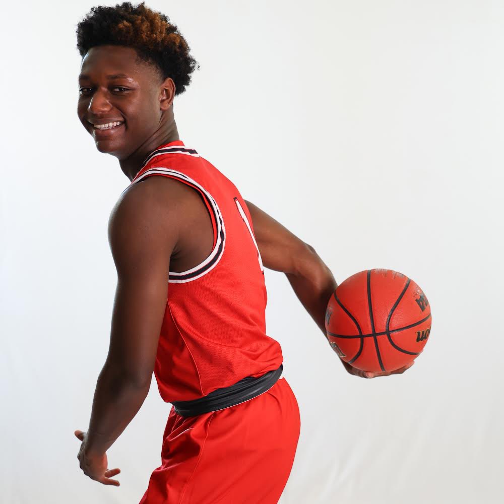 DenisonHoops's tweet photo. 🏀 Here are a couple of people our favorites from Media 21-22 🏀 #GOBIGRED #MEDIADAY https://t.co/0vSn2EIEyC