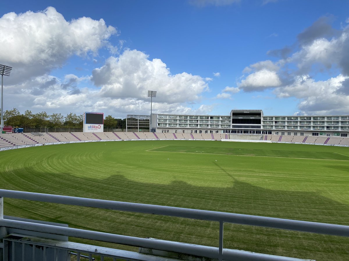 We've had a great day getting ready for #VFS21 tomorrow with our friends <a href="/carswellgould/">Carswell Gould</a> <a href="/VenturefestSO/">Venturefest South</a> @TheAgeasBowl our event team are looking forward to welcoming entrepreneurs, innovators, investors, partners, sponsors &amp; speakers tomorrow #Innovation