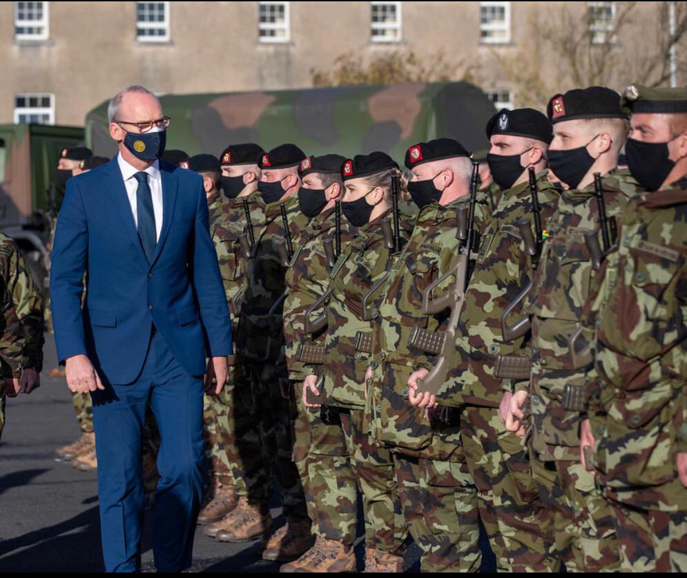 FaganGemma's tweet photo. Yesterday, the 119 Inf Bn @UNIFIL_ under the command of Lt Col Fiacra Keyes, paraded in Sarsfield Barracks @12infbn Limerick for the Ministerial Review in advance of their deployment to Lebanon early next month.
📸 @Sam_Gibney #dfavs https://t.co/ZgyF4eYL9u