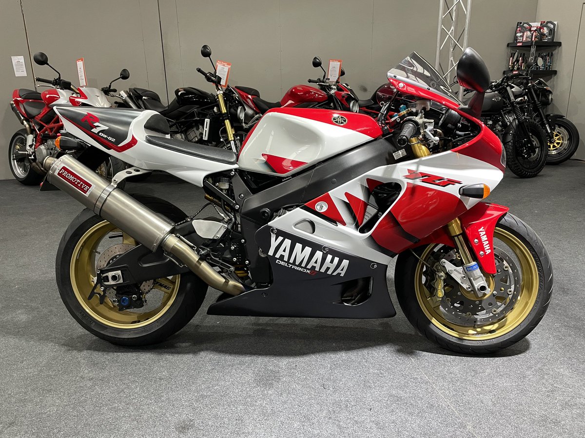 From an era when World Superbike was more competitive than GPs, Yamaha’s ultimate homologation special the OW 02 R7.   moto-hub.co.uk/2021/10/19/yam… #yamahar7 #yamahaow02 #dreams #dreambike #bedroomposter #homologationspecial #r7 #90s