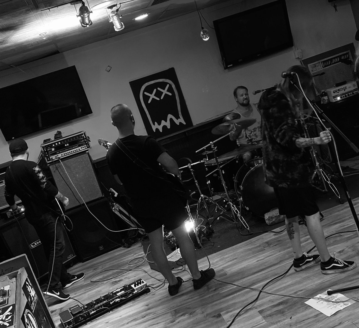 basementghostli's tweet photo. Basement Ghost
@ Rams American Pub
Holbrook, NY

#supportlocalmetal
#FollowThatGhost https://t.co/p9kdMg1hD8