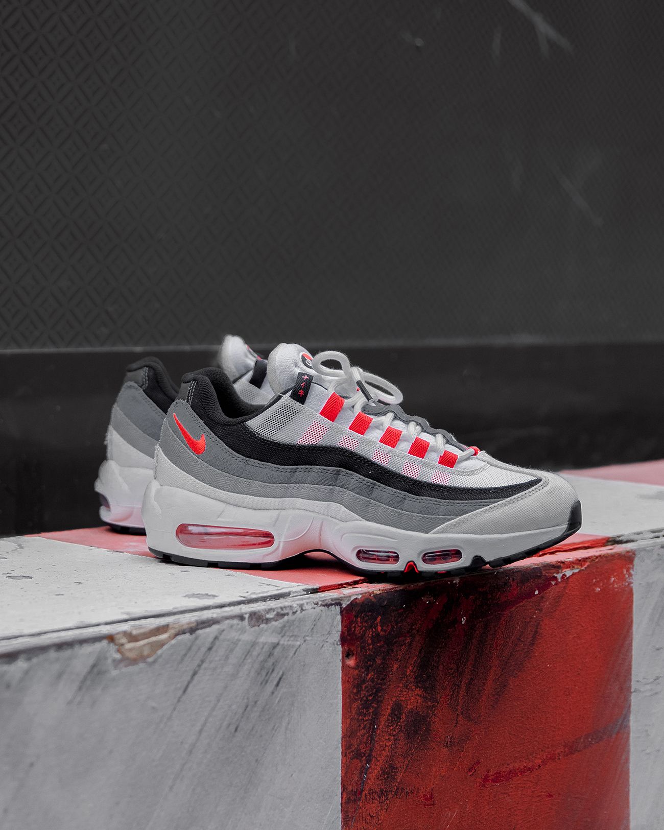 Nike Air Max 95 sakura QS 赤グラデ 桜 ナイキ 27 NIKE AIR MAX 95 PREMIUM CHERRY BLOSSOM エアマックス95