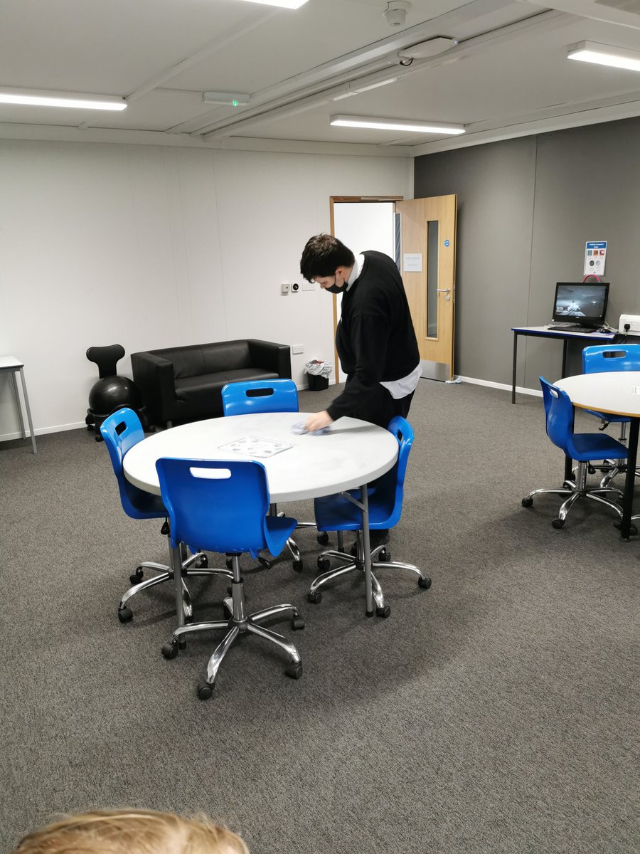 Cantonian_Base's tweet image. A productive and successful afternoon for KS4 - practicing life skills with Mrs Perriam 👍🏻 🧽🧴 #accessbase #successforall #independentlifeskills #lifelonglearning