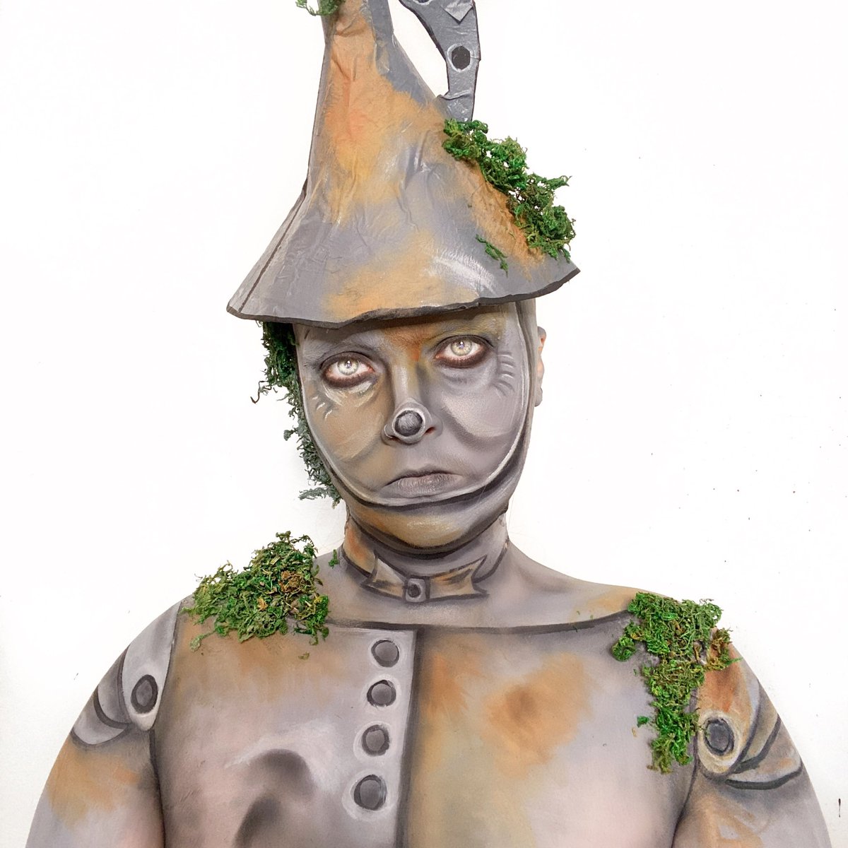 SFXaimee's tweet photo. wizard of oz gone wrong #makeup https://t.co/O50BDS9mn2