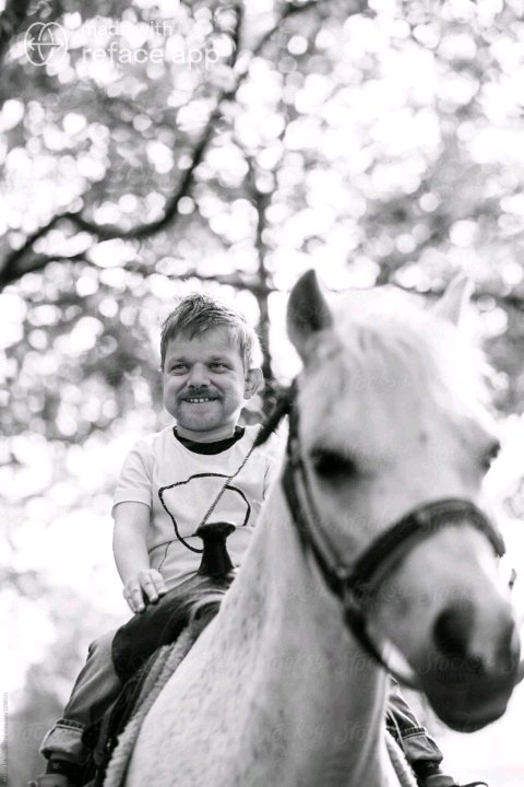 MoneymakerFacts's tweet image. 54 years ago today, a young boy was about to make history as he was tasked with tending to the horses for Roger Patterson and Bob Gimlin. That boy was Matt Moneymaker.....