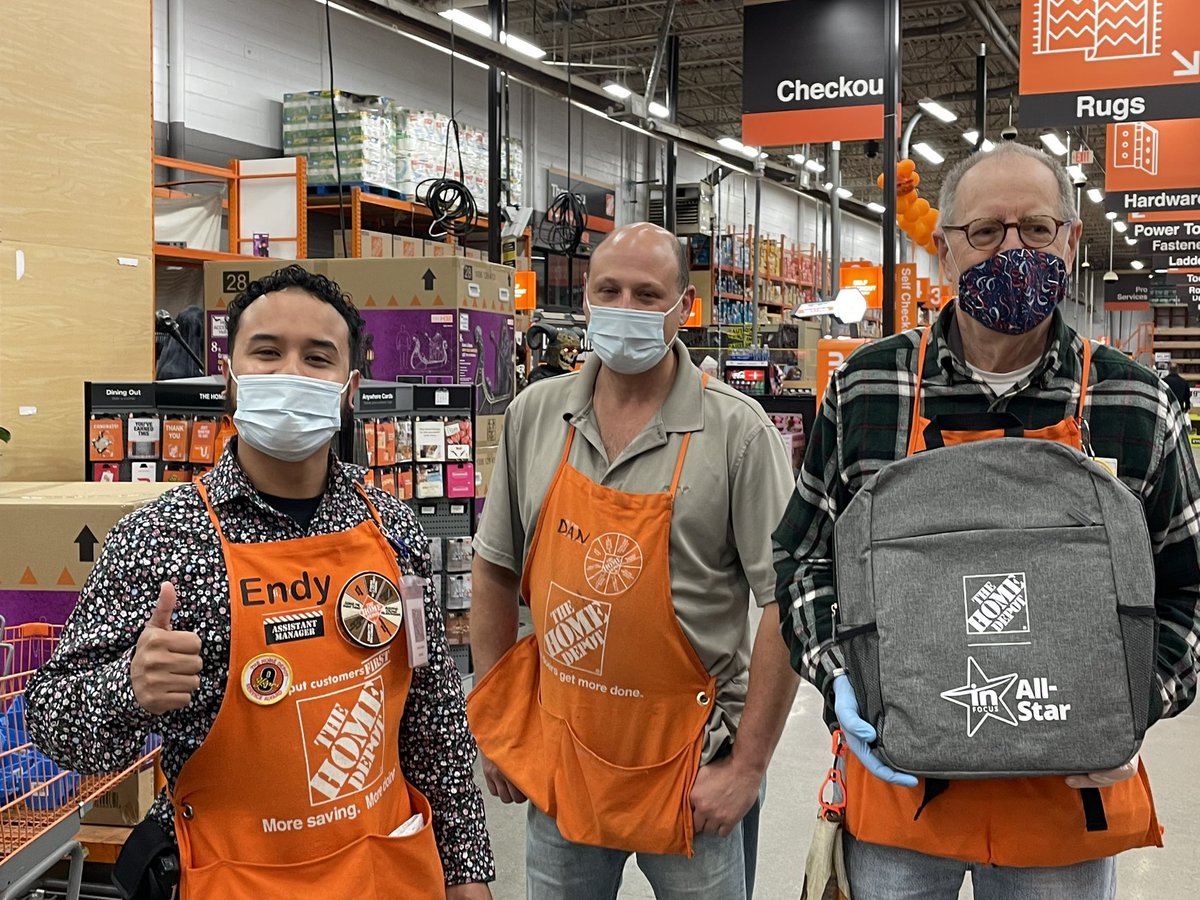 Endy guzman (@endyguzman9) on Twitter photo Awesome job Stephen for being one of our Infocus Safety All- stars! #Safety first , Safety is personal!🤩🙌🥇🎉📣💥💫 <a href="/wilkie_cindy/">Cindy Wilkie</a> <a href="/johndvazquez/">John Vazquez</a> <a href="/lesliegunning1/">Leslie Gunning</a> <a href="/bfosterr1/">Bernard Foster</a> <a href="/bthompson17/">Bill Thompson</a> Awesome job Stephen for being one of our Infocus Safety All- stars! #Safety first , Safety is personal!🤩🙌🥇🎉📣💥💫 <a href="/wilkie_cindy/">Cindy Wilkie</a> <a href="/johndvazquez/">John Vazquez</a> <a href="/lesliegunning1/">Leslie Gunning</a> <a href="/bfosterr1/">Bernard Foster</a> <a href="/bthompson17/">Bill Thompson</a>