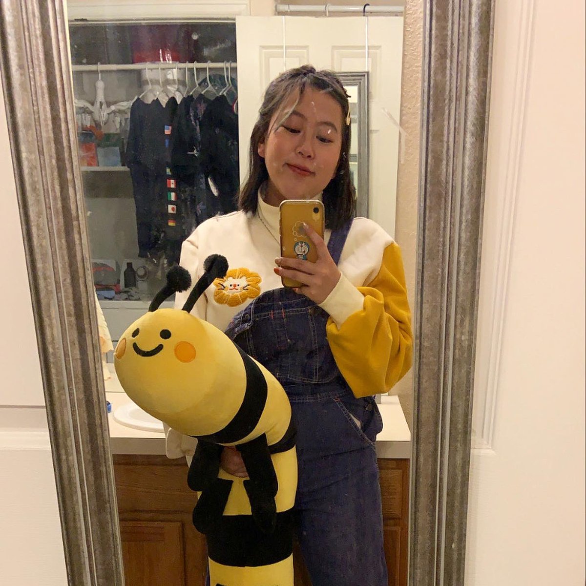 liliuhms's tweet photo. long bee preorders next thursday but you didn’t hear it from me… https://t.co/eu0mHpkSN6