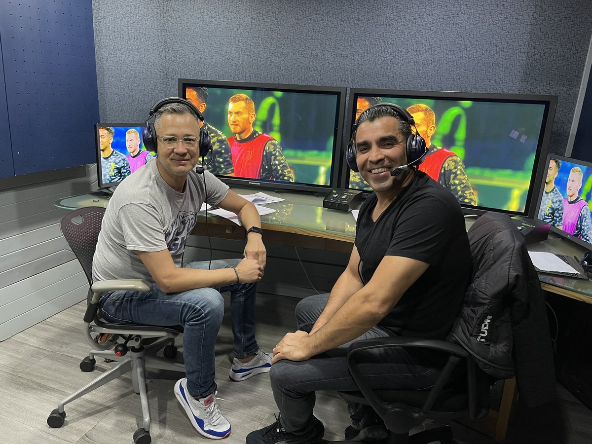 Tarde de #ChampionsLeague por <a href="/TudnXtra/">TUDNXtra</a> #ZenitJuventus con <a href="/ramon_aranza/">Ramon Aranza 🪙</a> y su compi #ArbitroEntrenador